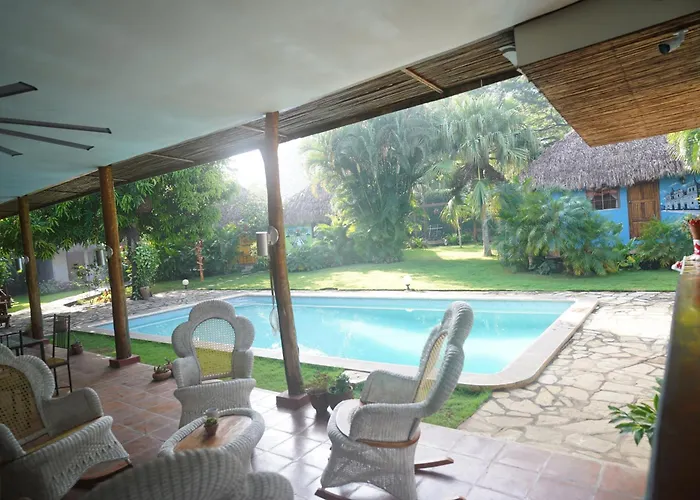 Hotel Mariposa