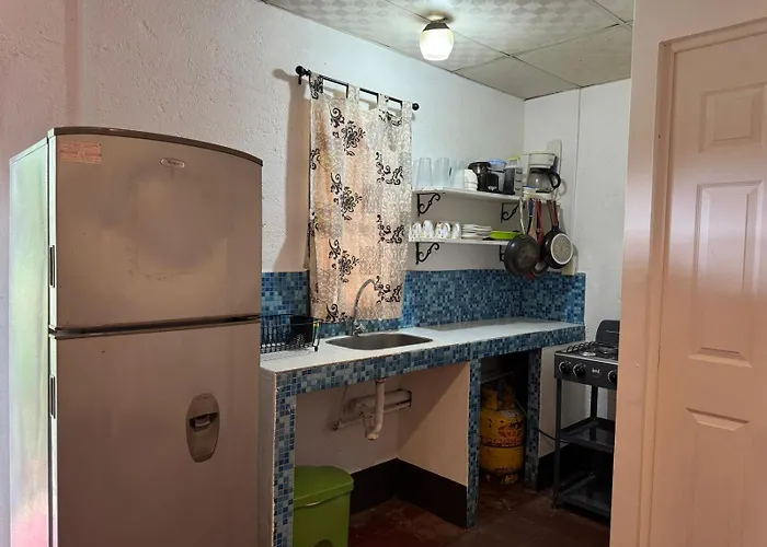 Hostal Harvest House